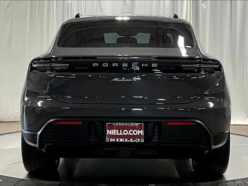 Slate Grey Neo 2026 Porsche Macan Macan Electric 4