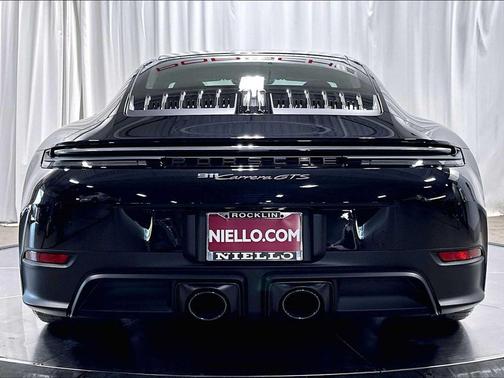 JET BLACK MET 2026 Porsche 911 Carrera GTS