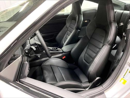 2026 Porsche 911 Carrera 4S