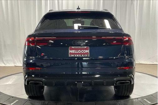 2024 Audi Q8 55 Prestige