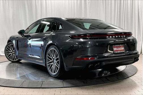 2024 Porsche Panamera AWD