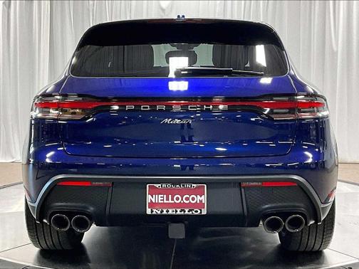 2025 Porsche Macan AWD