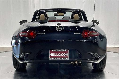 2016 Mazda MX-5 Miata Grand Touring