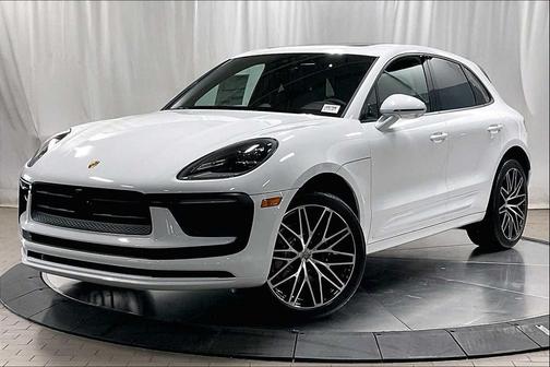 2026 Porsche Macan AWD