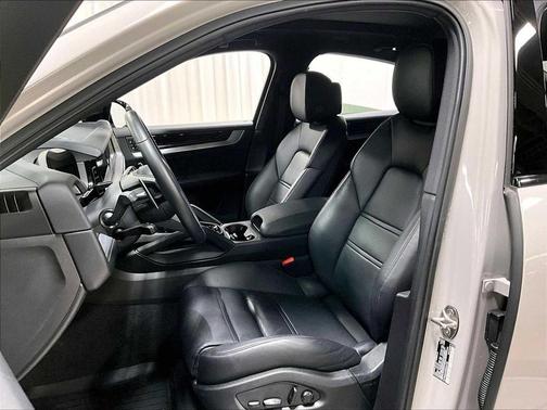 2024 Porsche Cayenne Cayenne