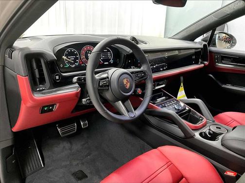 2026 Porsche Cayenne Turbo GT