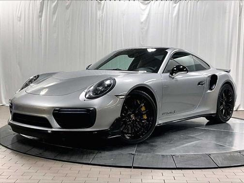 2017 Porsche 911 Turbo S