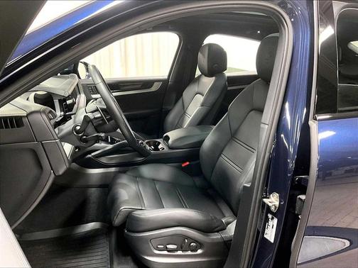 2025 Porsche Cayenne Cayenne