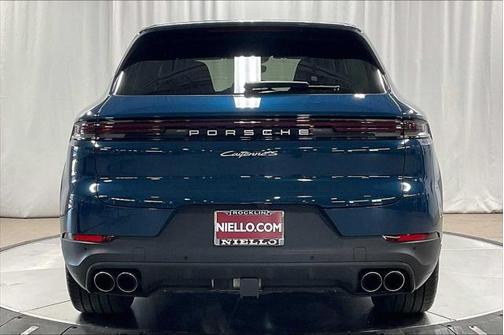 2024 Porsche Cayenne S