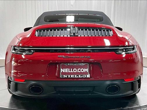 2024 Porsche 911 Carrera GTS