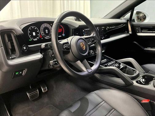 2024 Porsche Cayenne S