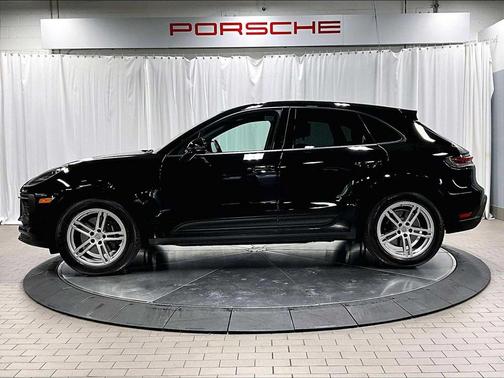 2024 Porsche Macan AWD