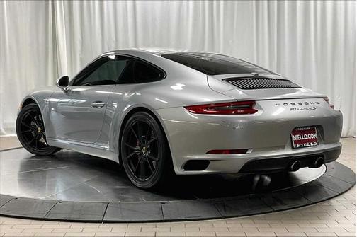 2019 Porsche 911 Carrera S