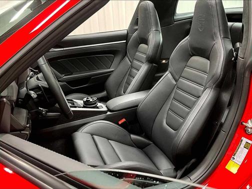 2026 Porsche 911 Targa 4S