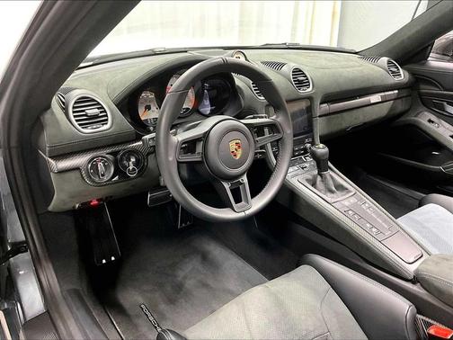 2025 Porsche 718 Spyder RS