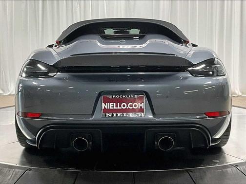 2025 Porsche 718 Spyder RS