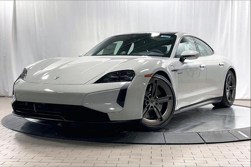 2025 Porsche Taycan Turbo