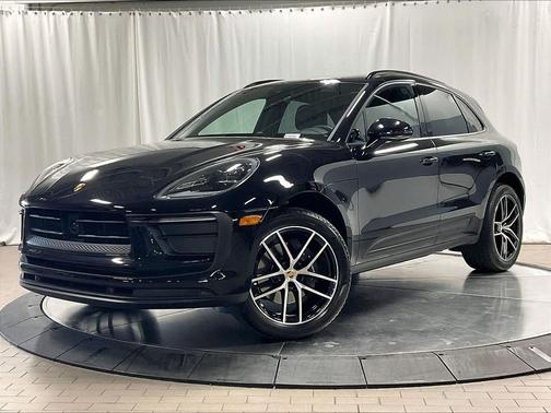2025 Porsche Macan AWD