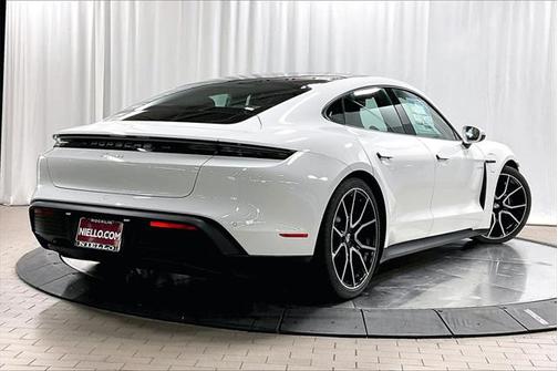 2025 Porsche Taycan