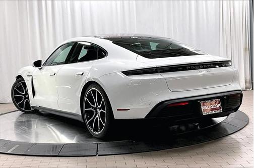 2025 Porsche Taycan