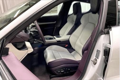 2025 Porsche Taycan