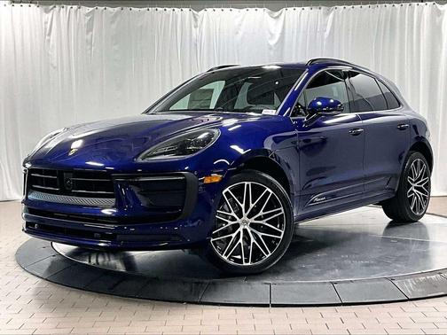 2026 Porsche Macan AWD