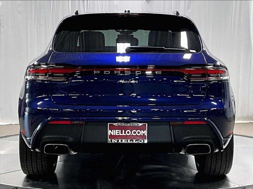 2026 Porsche Macan AWD