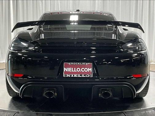 2021 Porsche 718 Cayman GT4