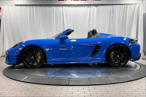 2023 Porsche 718 Spyder Roadster