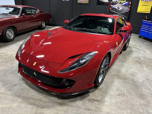 2020 Ferrari 812 Superfast Base