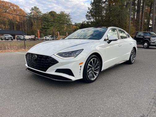 2022 Hyundai SONATA Limited