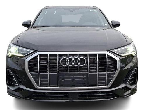 2025 Audi Q3 45 S line Premium