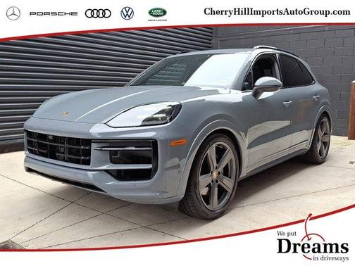 2025 Porsche Cayenne Base