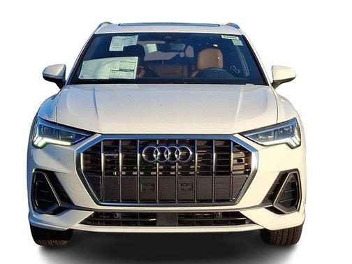 2025 Audi Q3 45 S line Premium