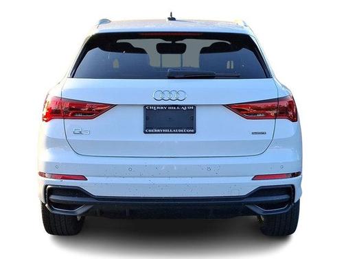 2025 Audi Q3 45 S line Premium
