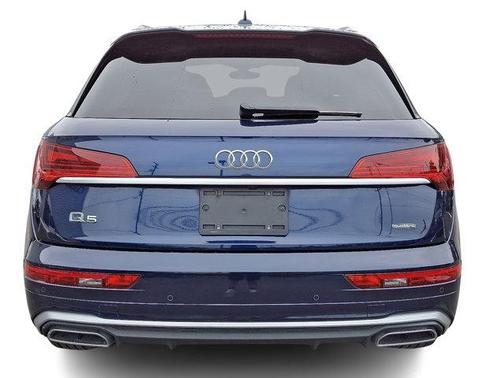 2022 Audi Q5 45 S line quattro Premium