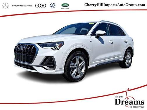 Arkona White 2024 Audi Q3 45 S line Premium
