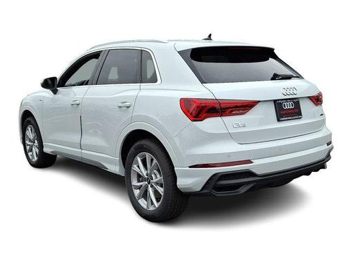 2025 Audi Q3 45 S line Premium
