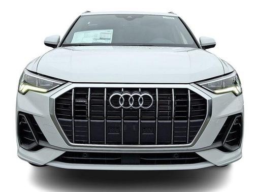 2025 Audi Q3 45 S line Premium