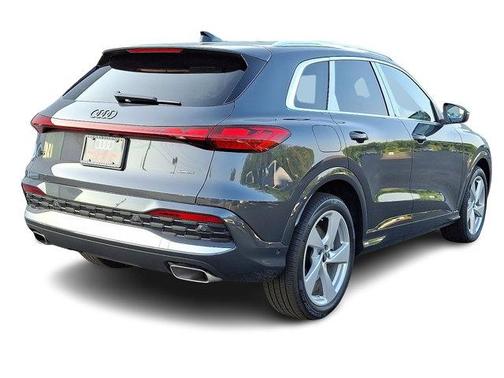 2025 Audi Q5 2.0T quattro Premium