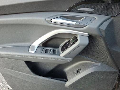 2025 Audi Q5 2.0T quattro Premium