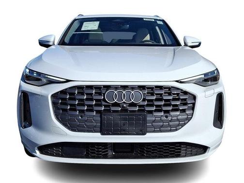 2025 Audi Q5 2.0T quattro Premium