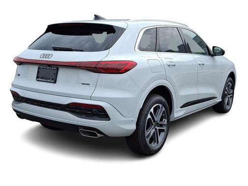 2025 Audi Q5 2.0T quattro Premium