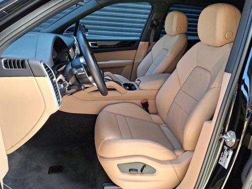 2022 Porsche Cayenne