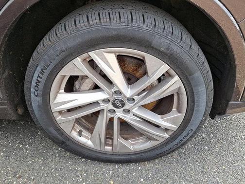 2021 Audi Q7 45 Premium Plus