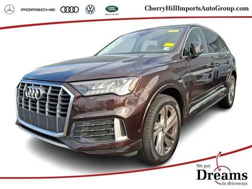 2021 Audi Q7 45 Premium Plus
