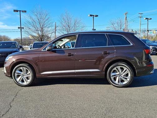 2021 Audi Q7 45 Premium Plus