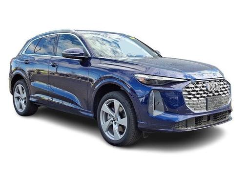 2025 Audi Q5 2.0T quattro Premium