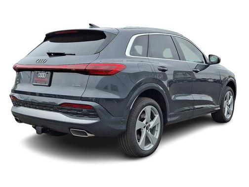 2025 Audi Q5 2.0T quattro Premium
