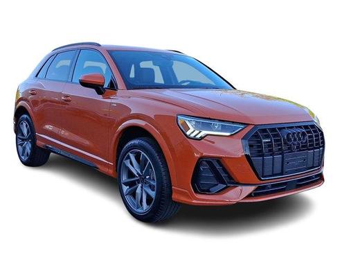 2024 Audi Q3 45 S line Premium